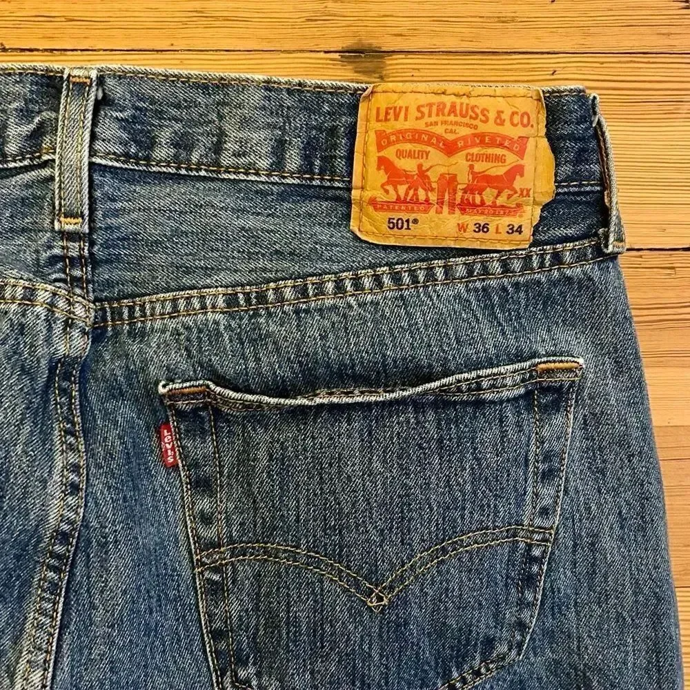 Levi’s 501 Original Fit Men’s Jeans. Size 36x34.